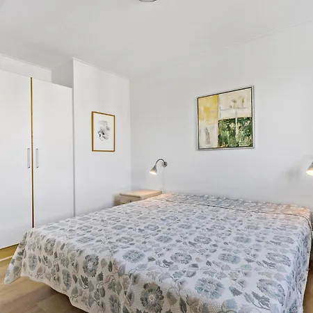 Sopark Lejl, 46 * Gudhjem